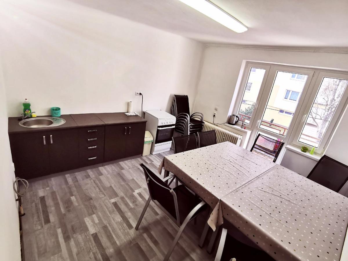 Appartamento Diamond House Brezno Esterno foto