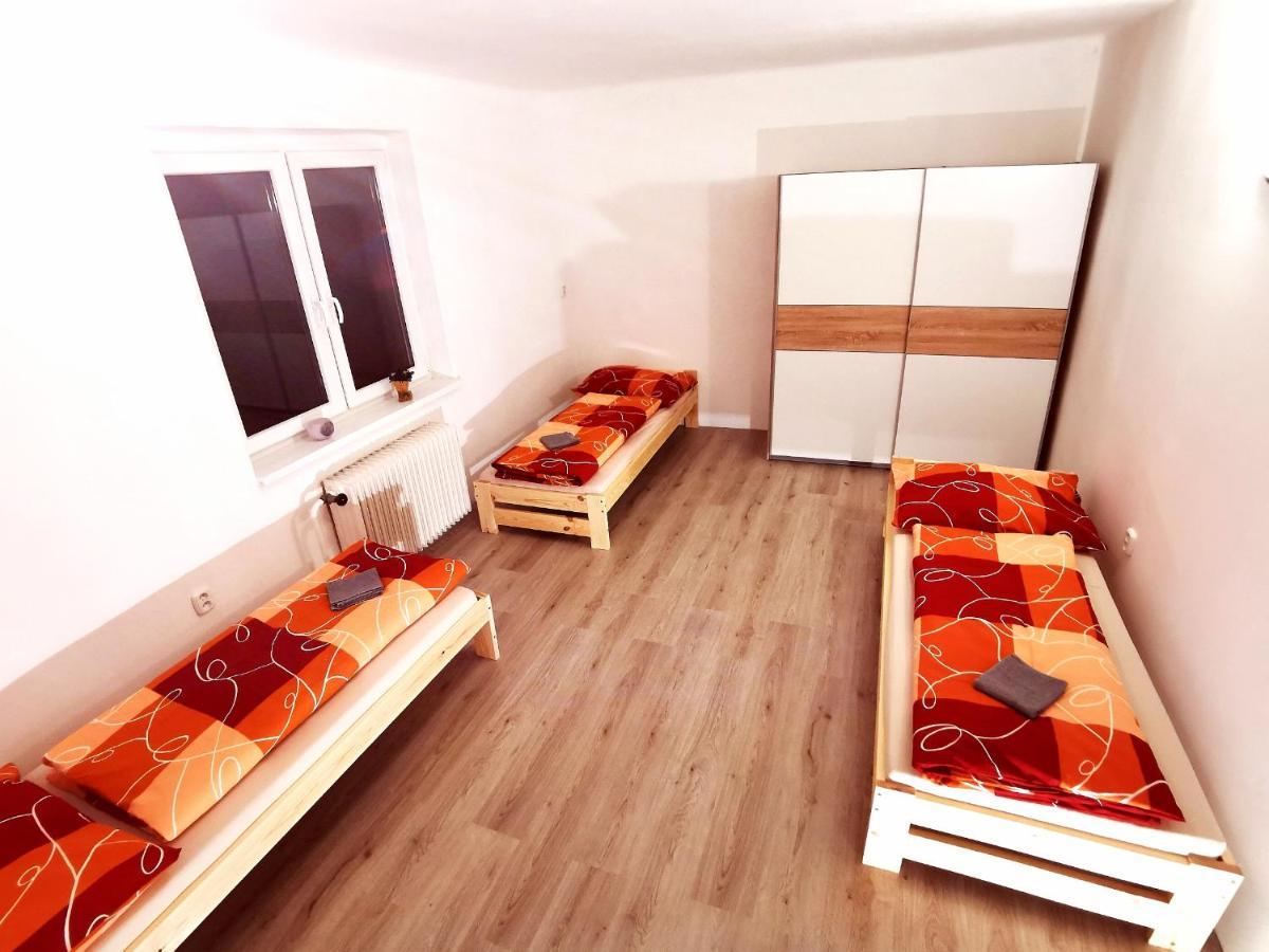 Appartamento Diamond House Brezno Esterno foto