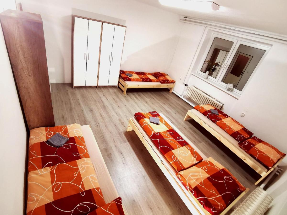 Appartamento Diamond House Brezno Esterno foto